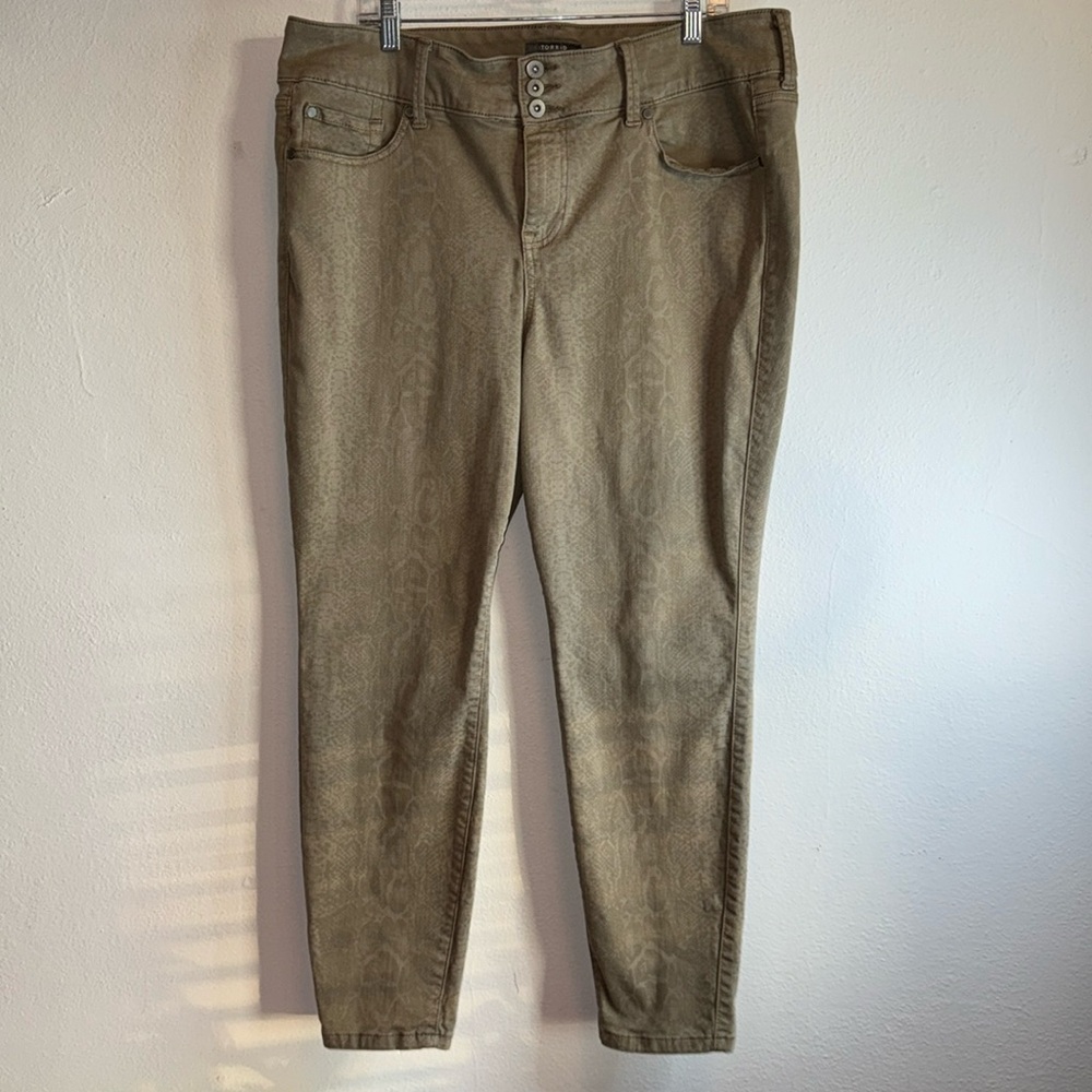 Torrid Jeggins High Rise Python Print Pants - image 4